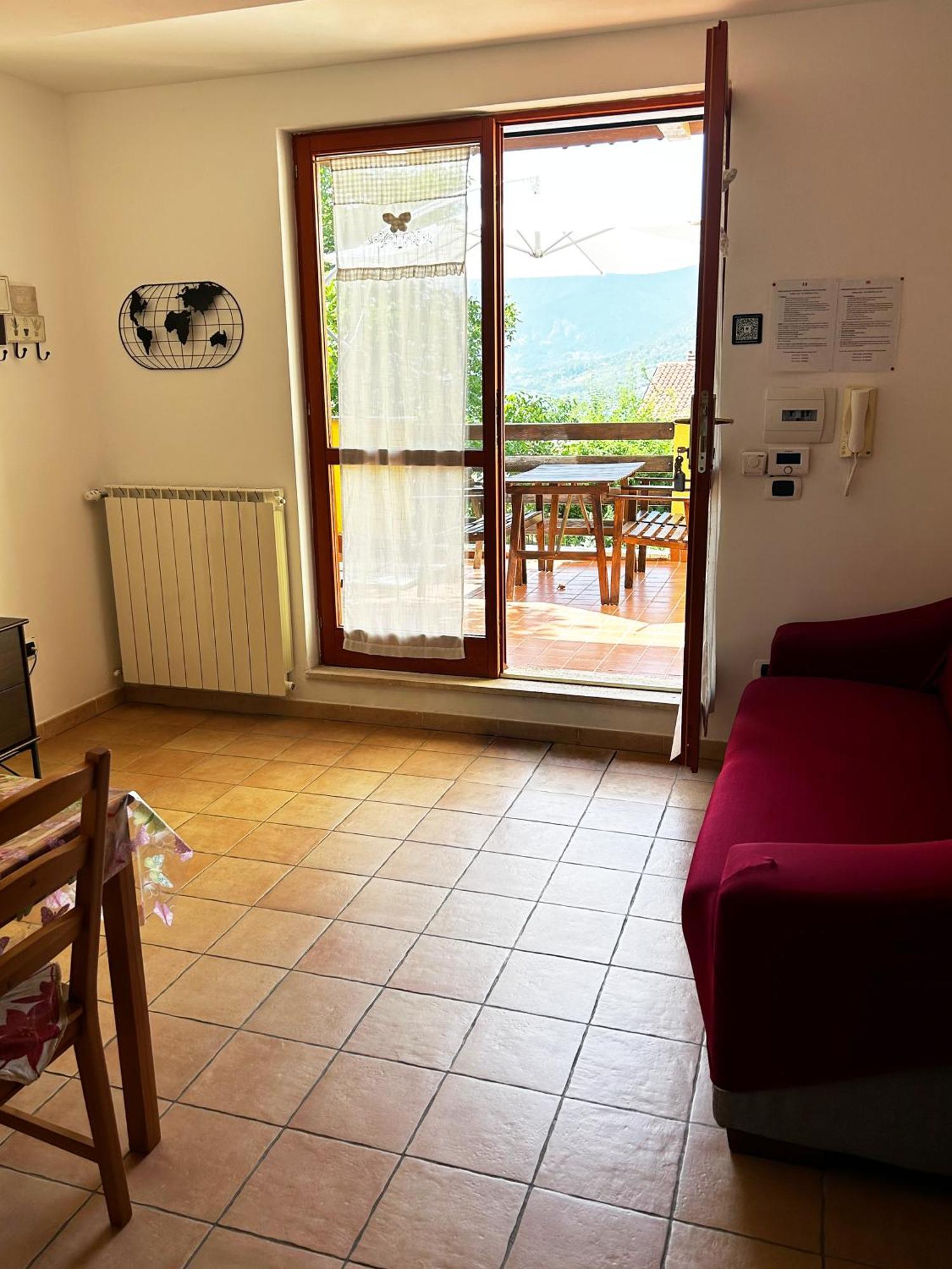 Appartement 4Flats In Orto Di Venanzio à Barrea Chambre photo