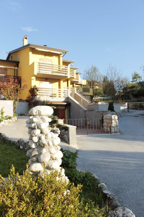 Appartement 4Flats In Orto Di Venanzio à Barrea Extérieur photo